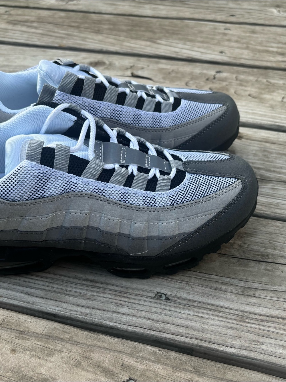Men's Grey and White Athletic Sneakers - Breathable Mesh Design